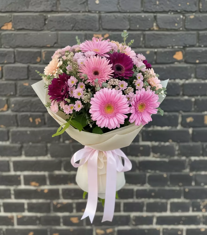 Букет цветов из: Герберы и Хризантемы в Бурукшуне