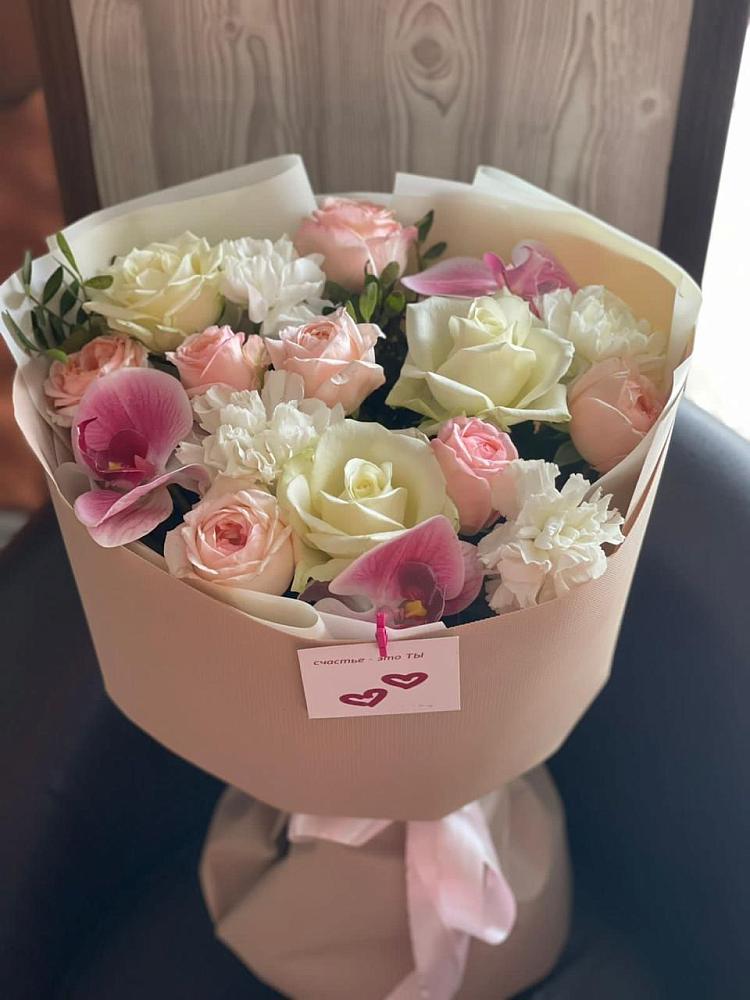 Букет цветов из: Орхидеи, Розы и Гвоздики в Бурукшуне