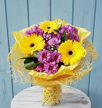 Букет цветов из:  Хризантемы и Герберы в Бурукшуне