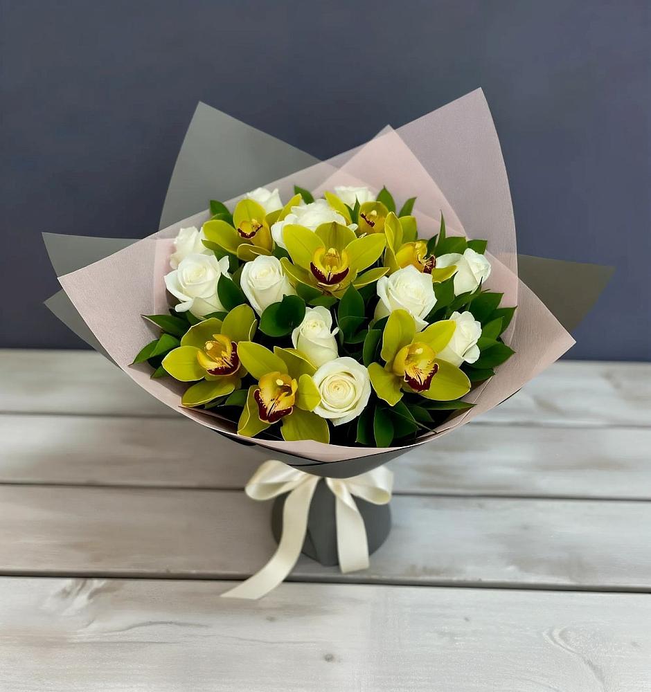 Букет цветов из: Орхидеи и Розы в Бурукшуне